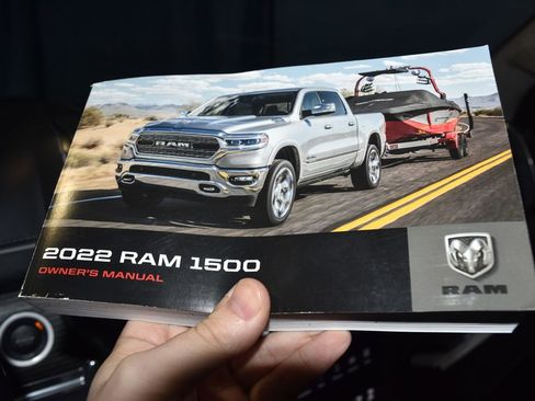 Used 2022 RAM 1500 Limited AWD/4WD image 11