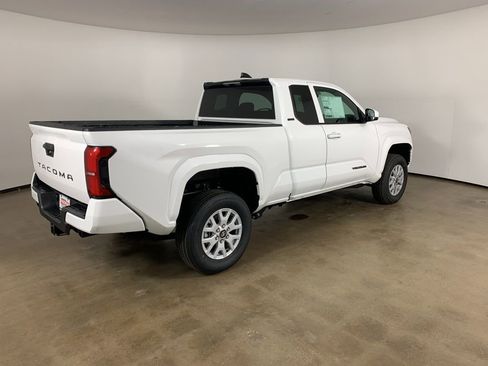 New 2026 Toyota Tacoma SR5 image 8