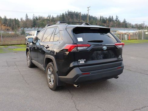 Certified 2024 Toyota RAV4 XLE image 7
