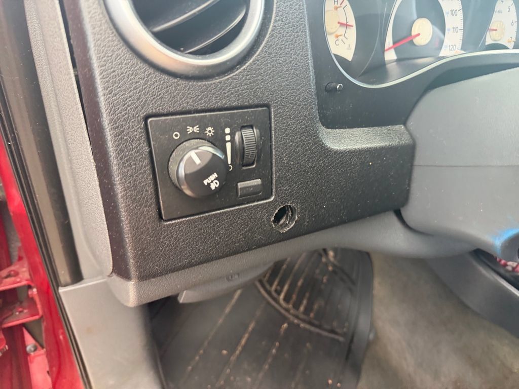 Used 2006 Mitsubishi Raider LS AWD/4WD image 18