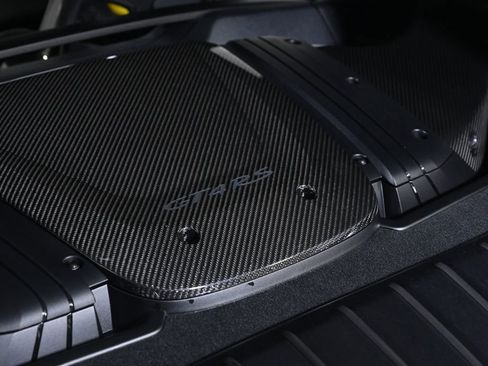 Used 2024 Porsche 718 Cayman GT4 RS image 36