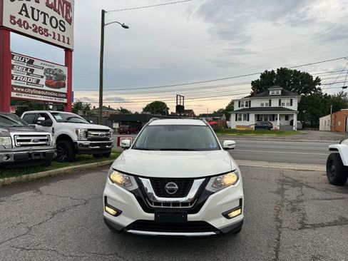 Used 2018 Nissan Rogue SL AWD/4WD image 10
