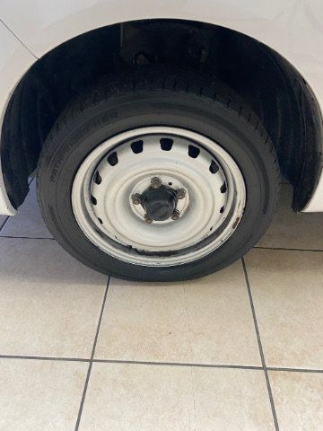 Used 2020 Nissan NV200 S FWD image 27
