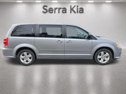Used 2013 Dodge Grand Caravan SE FWD image 6
