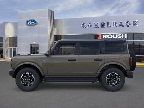 New 2026 Ford Bronco Outer Banks AWD/4WD image 3