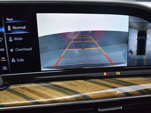 Used 2023 Cadillac Escalade ESV Premium Luxury Platinum w/ Heavy-Duty Trailer Package image 22