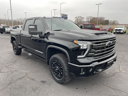Used 2024 Chevrolet Silverado 2500 High Country w/ Midnight Edition image 8