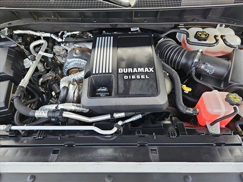 Used 2021 Chevrolet Silverado 1500 RST AWD/4WD image 22