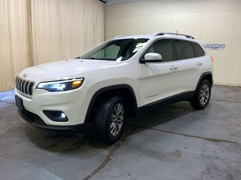 Used 2021 Jeep Cherokee Latitude Lux w/ Comfort/Convenience Group AWD/4WD image 7
