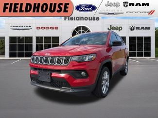 Used 2024 Jeep Compass Latitude AWD/4WD video 1