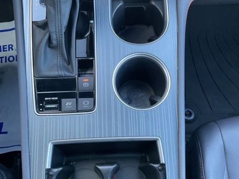 Used 2024 Toyota Sienna XSE w/ XSE Plus Package image 36