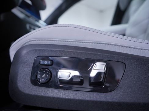 New 2026 BMW X7 xDrive40i w/ M Sport Package image 13