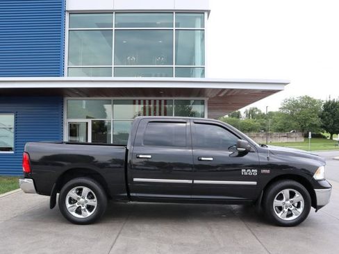 Used 2015 RAM 1500 Big Horn AWD/4WD image 2