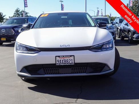 Used 2022 Kia EV6 Light image 3