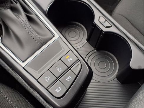New 2026 Kia Sportage LX FWD image 8