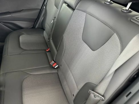 Certified 2024 Kia Niro EX FWD image 26