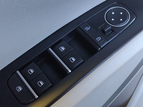 Used 2022 Kia Soul LX FWD image 27