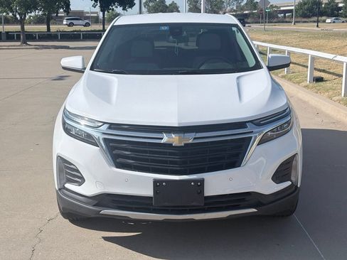 Used 2024 Chevrolet Equinox LT FWD image 2