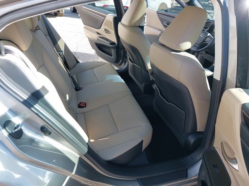 Used 2020 Lexus ES 350 w/ Premium Package image 13