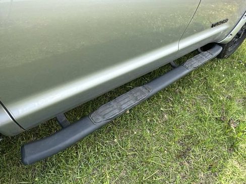 Used 2017 Toyota Tundra SR5 w/ SR5 Upgrade Package AWD/4WD image 4