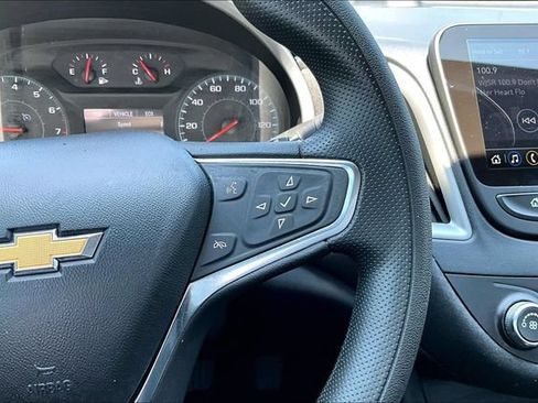 Used 2021 Chevrolet Malibu LS w/ LPO, Convenience Package 2 FWD image 11