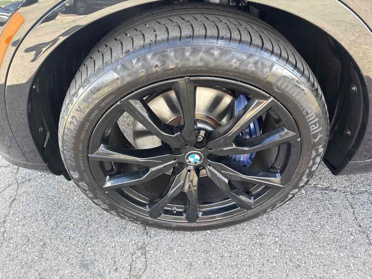 Used 2024 BMW X7 xDrive40i w/ Executive Package AWD/4WD image 9