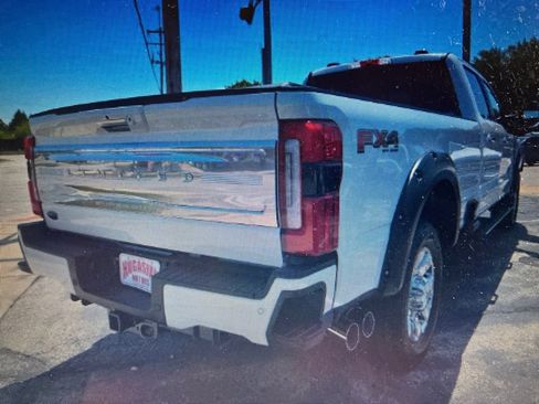 Used 2024 Ford F350 Limited w/ FX4 Off-Road Package AWD/4WD image 4