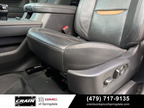 Used 2024 GMC Sierra 1500 AT4 w/ Technology Package AWD/4WD image 23