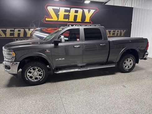 Used 2019 RAM 3500 Laramie image 3