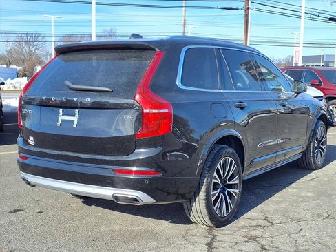 Used 2021 Volvo XC90 T6 Momentum w/ Advanced Package image 3