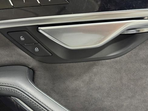 Used 2019 Audi A8 L 3.0T image 22