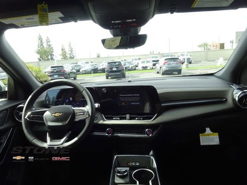 New 2026 Chevrolet Equinox LT w/ Convenience Package II image 23