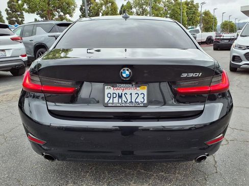 Used 2020 BMW 330i Sedan w/ Convenience Package image 21
