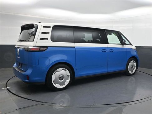 Used 2025 Volkswagen ID. Buzz 1st Edition image 4