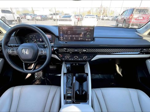 Used 2023 Honda Accord EX-L image 15