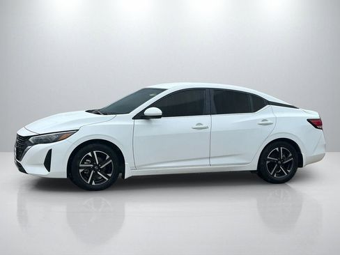 Used 2025 Nissan Sentra SV image 8