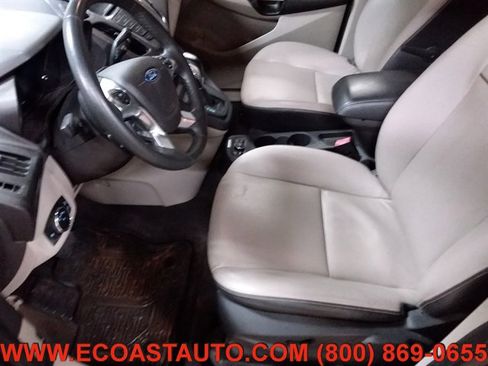 Used 2014 Ford Transit Connect Titanium image 10