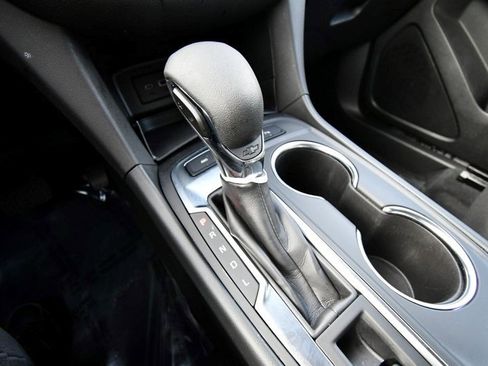 Certified 2024 Chevrolet Equinox LT image 18