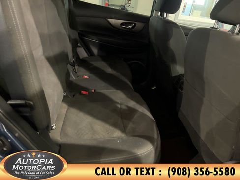Used 2016 Nissan Rogue SV AWD/4WD image 13
