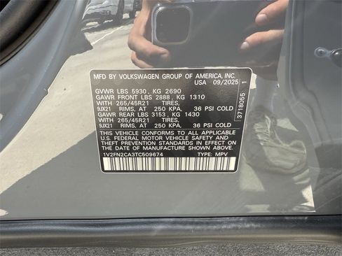 New 2026 Volkswagen Atlas SEL Premium R-Line image 28