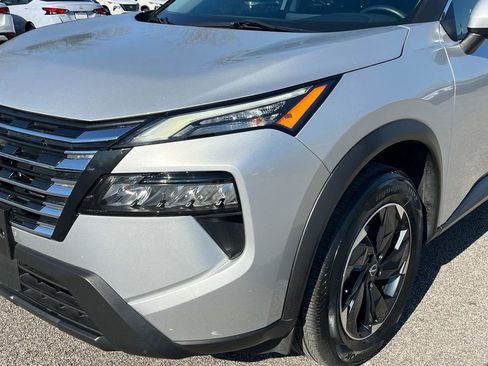 Certified 2024 Nissan Rogue SV image 16