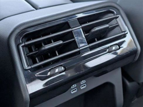 Used 2025 BMW i5 M60 w/ Premium Package AWD/4WD image 18