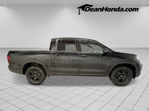 New 2026 Honda Ridgeline Black Edition image 7
