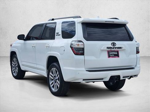 Used 2022 Toyota 4Runner TRD Sport AWD/4WD image 8