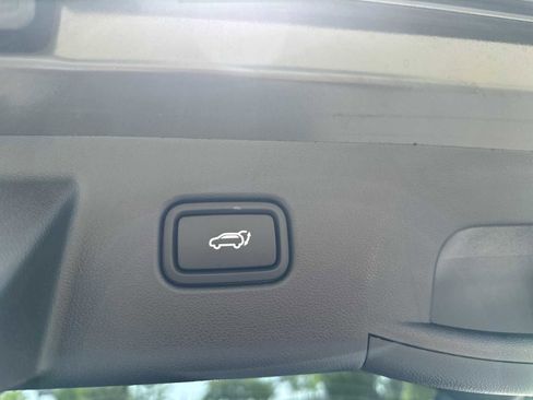 New 2026 Hyundai Tucson Limited FWD image 24