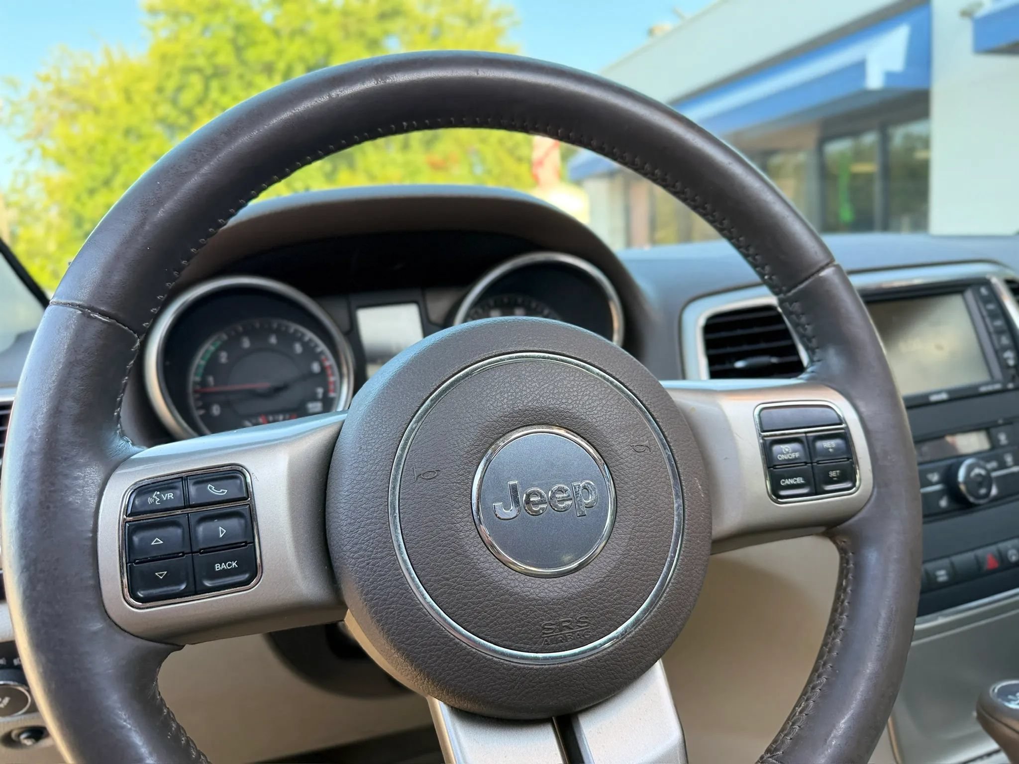 Used 2013 Jeep Grand Cherokee Laredo RWD image 45