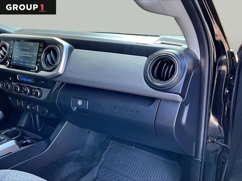 Certified 2023 Toyota Tacoma SR5 AWD/4WD image 19