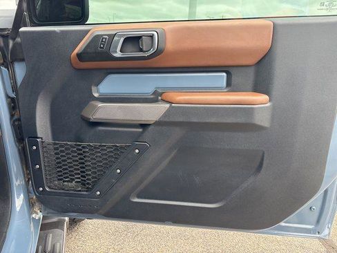 Used 2023 Ford Bronco Outer Banks w/ Sasquatch Package AWD/4WD image 12