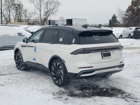 New 2026 Lincoln Nautilus Reserve w/ Jet Appearance Package image 3