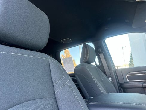 Used 2025 RAM 3500 Big Horn AWD/4WD image 18